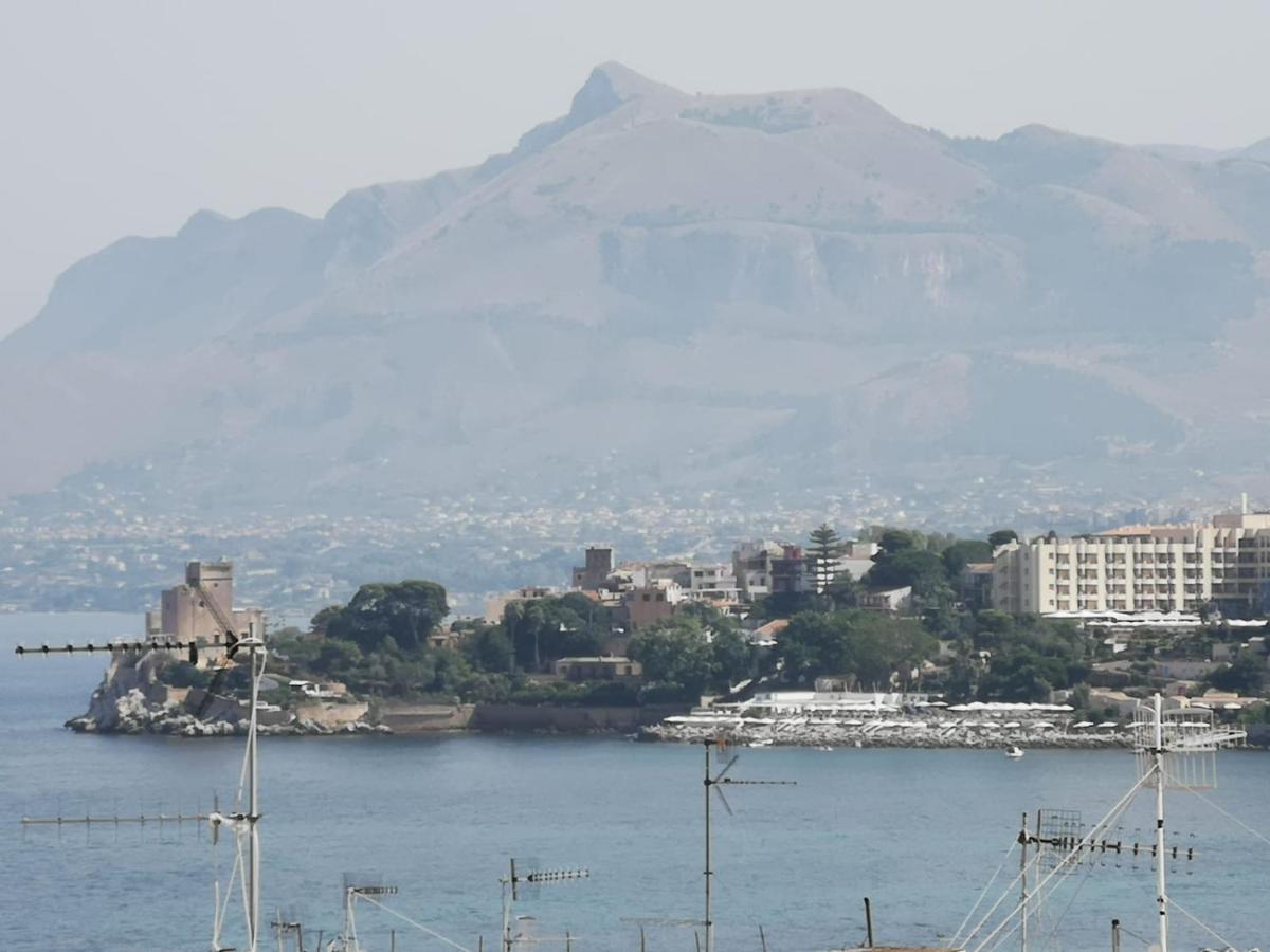 La Casetta Di Maria Apartment ซานตาฟลาวิอา ภายนอก รูปภาพ