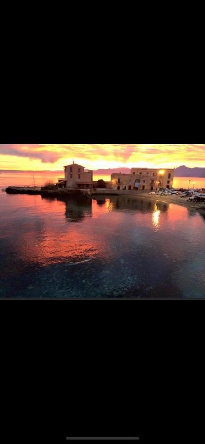 La Casetta Di Maria Apartment ซานตาฟลาวิอา ภายนอก รูปภาพ
