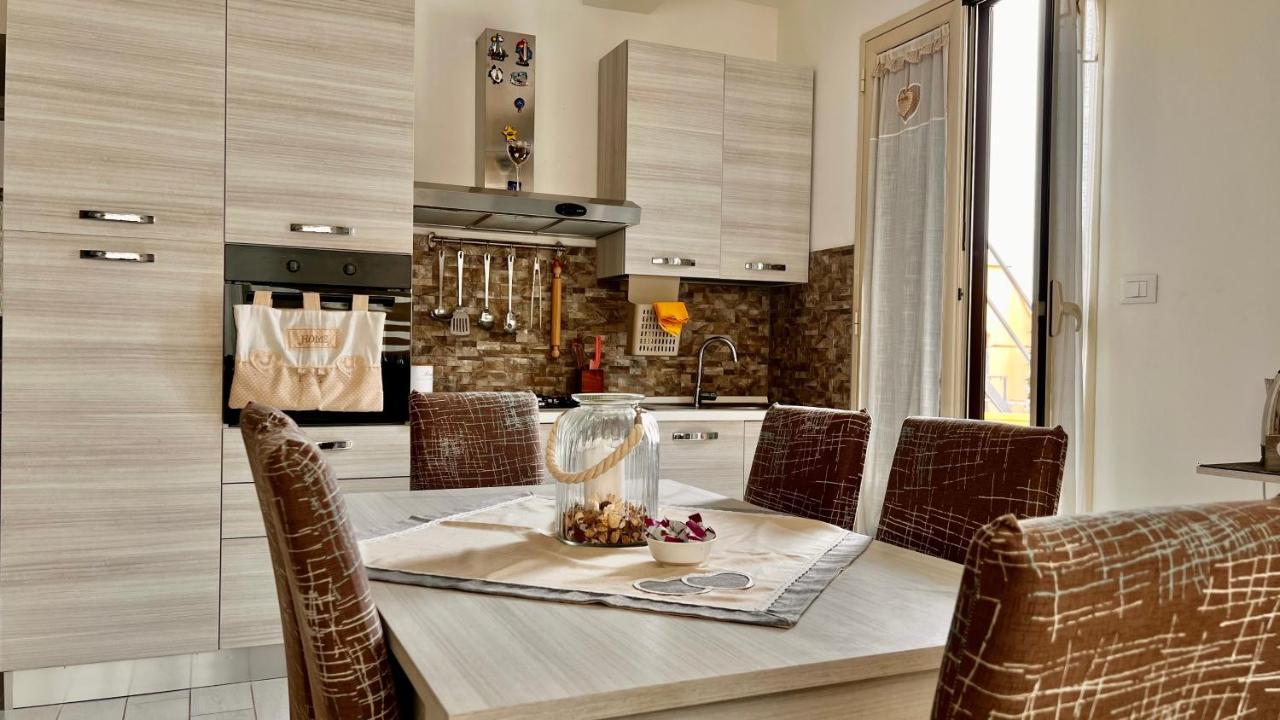La Casetta Di Maria Apartment ซานตาฟลาวิอา ภายนอก รูปภาพ
